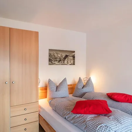 Apartment Haus Latschenhang 3 Soiernblick Mittenwald