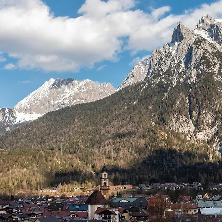 Haus Latschenhang 3 Soiernblick * Mittenwald