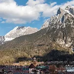 Haus Latschenhang 3 Soiernblick * Mittenwald